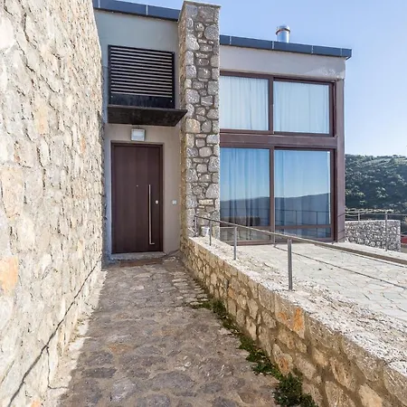 Chalet Iii , Breathtaking Infinity View. *